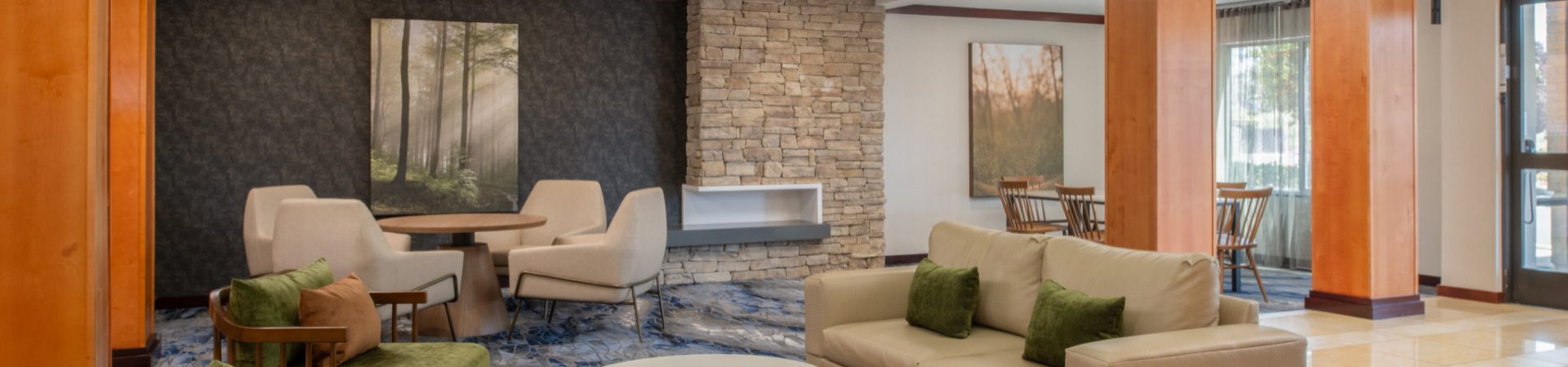 Fairfield Inn Santa Maria front lobby